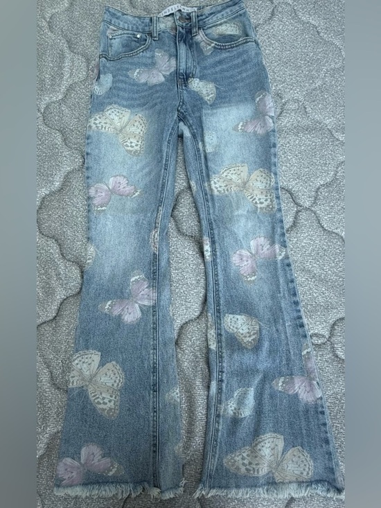 Tinseltown Denim - Flare High Rise Butterfly Print Denim Size 3 Light Wash Wide Leg Jeans